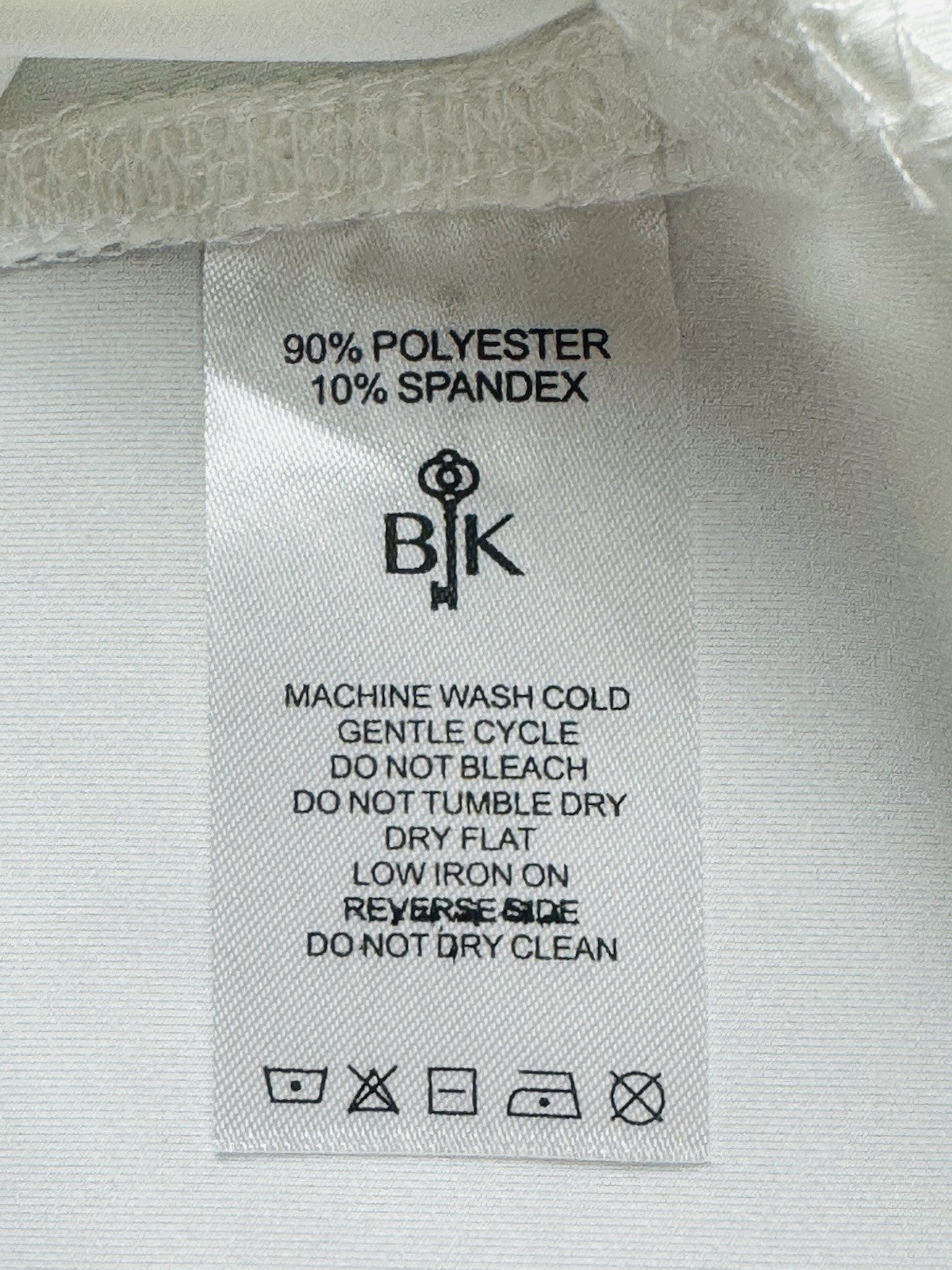 BELYN KEY Women’s Golf Shirt Sz M    (B.037)