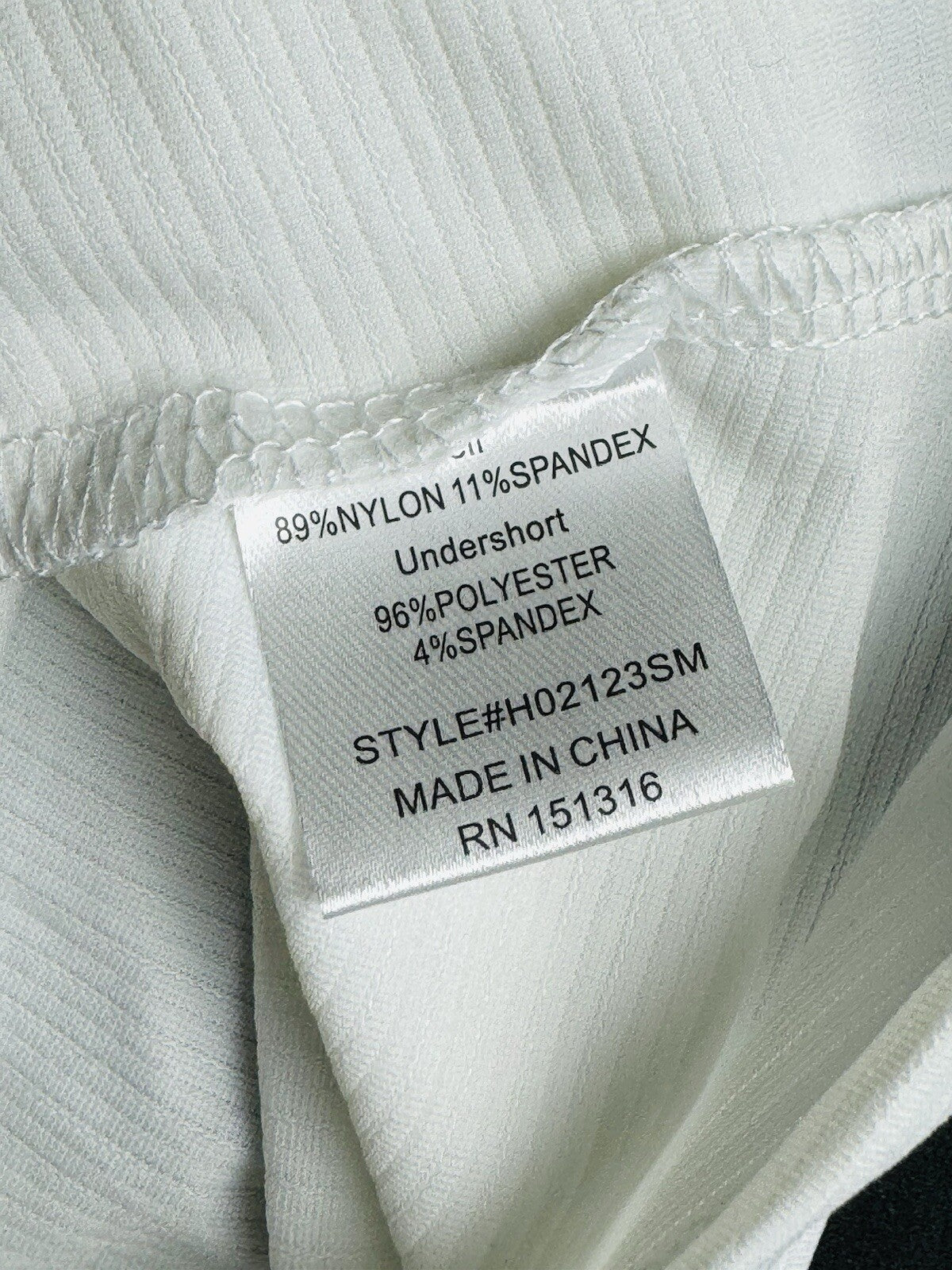 Sport Haley Women’s Golf Skirt Skort Sz L  (B.88)