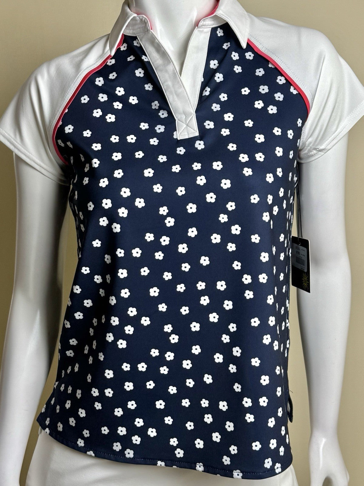 BELYN KEY Women’s Golf Shirt Sz S    (B.180)