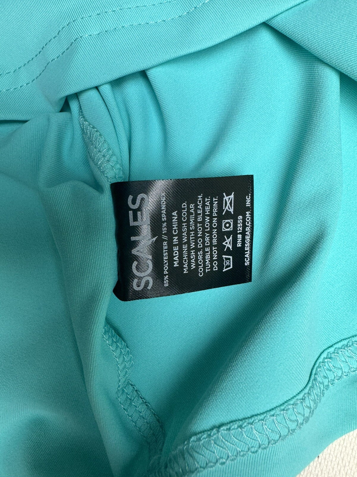 Scales Women’s Golf Shirt SZ S    (69)