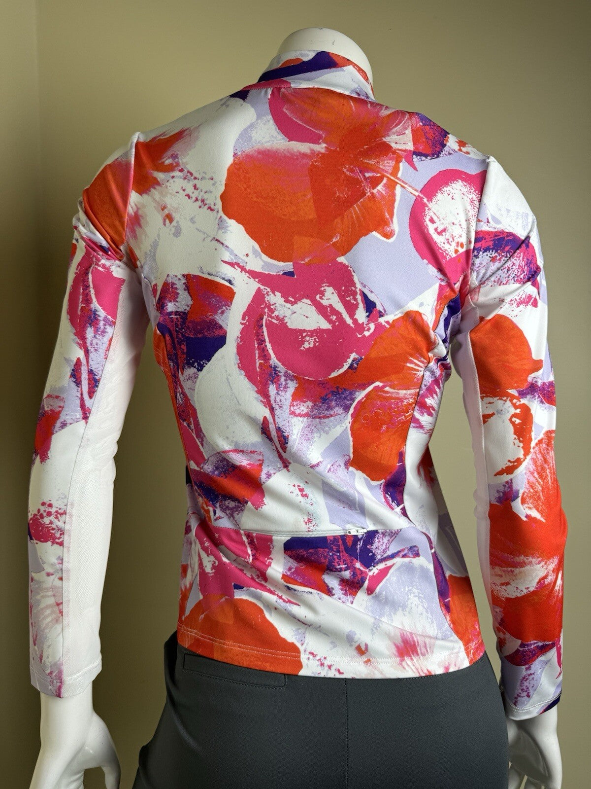 Amy Sport Women's Golf Long Sleeve Shirt Sz L.       (B.111)