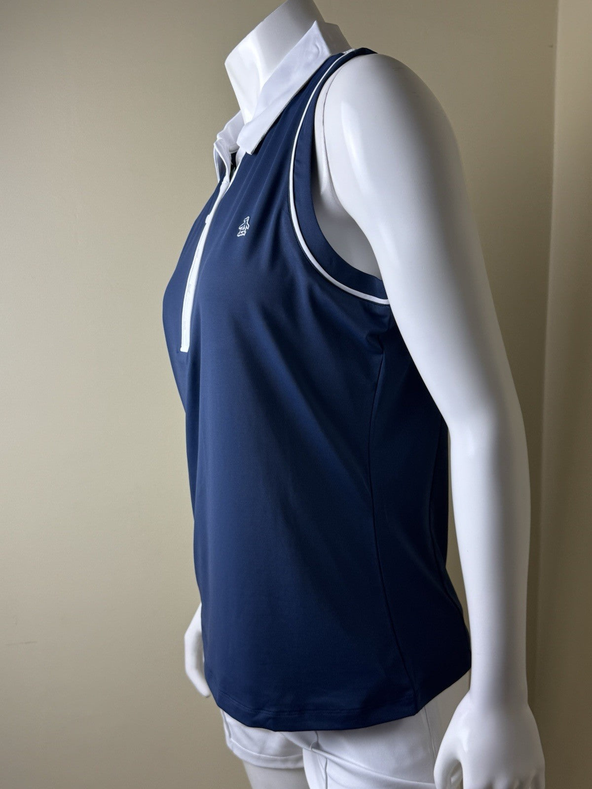 $90 An Original Penguin by Munsingwear Women’s Golf shirt Sz XL.     (B.162)