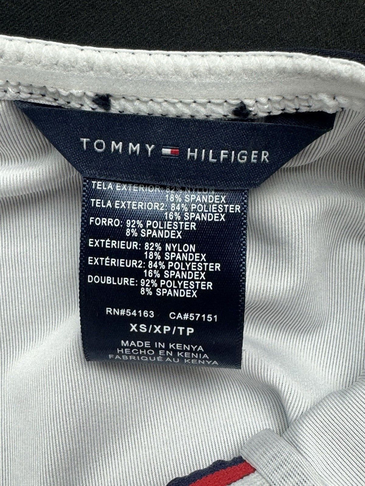 $98 Tommy Hilfiger Logo Colorblock Bandeau One-Pc Swimsuit Size XS. (B.153)