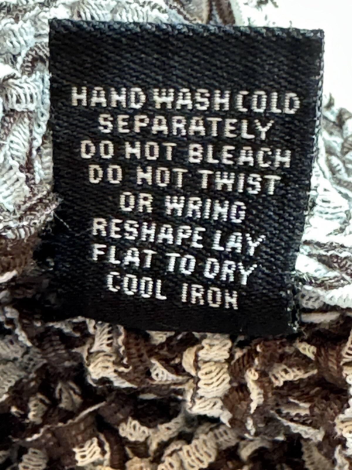 $180 VERTIGO Women’s Knit Long Cardigan Sz XL.       (B.63)