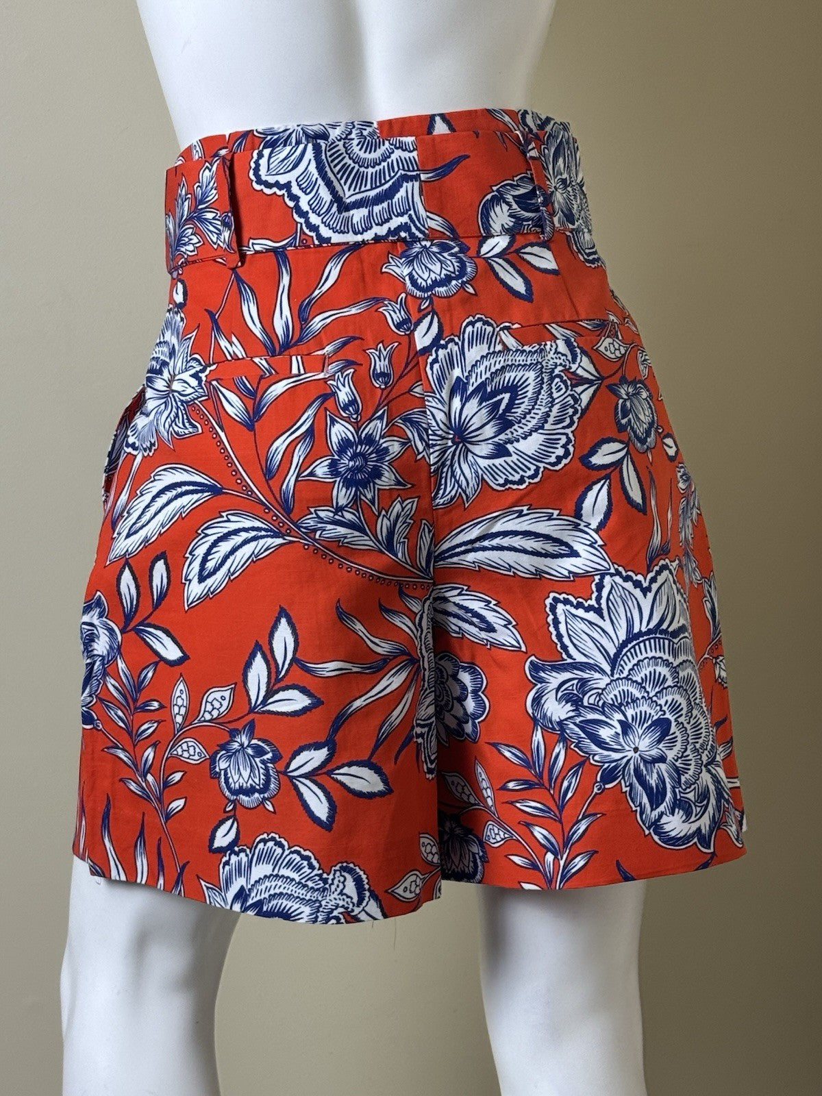 Tyler Boe Women’s Shorts Floral High Waist Belted Sz 6.    (B.164)