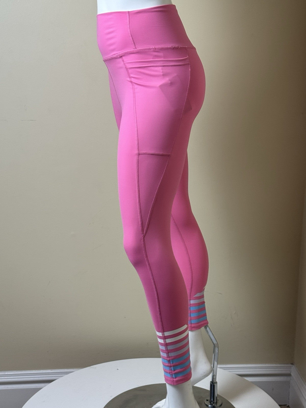 Addison Bay Randstad Leggings Activewear Sz S.     (B.164/1)
