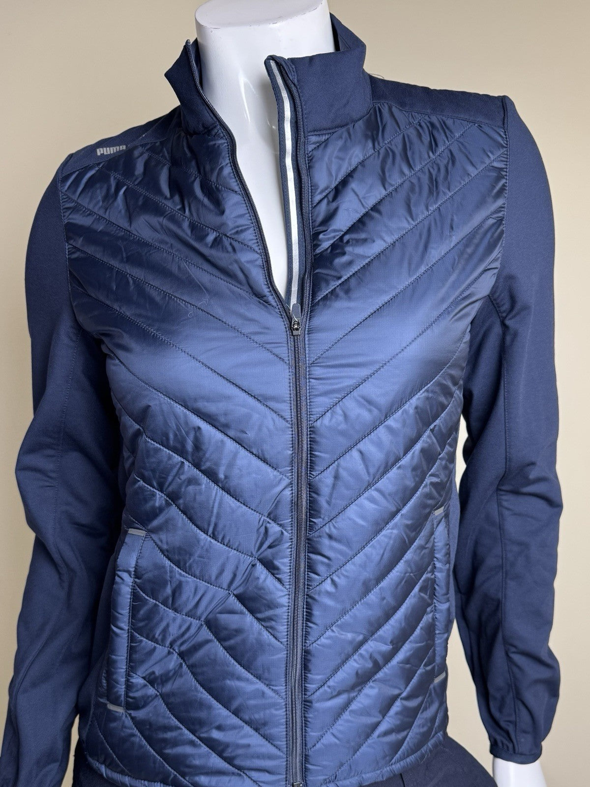 Puma Women's Golf Quilted Jacket Size S.   (B.150/1)