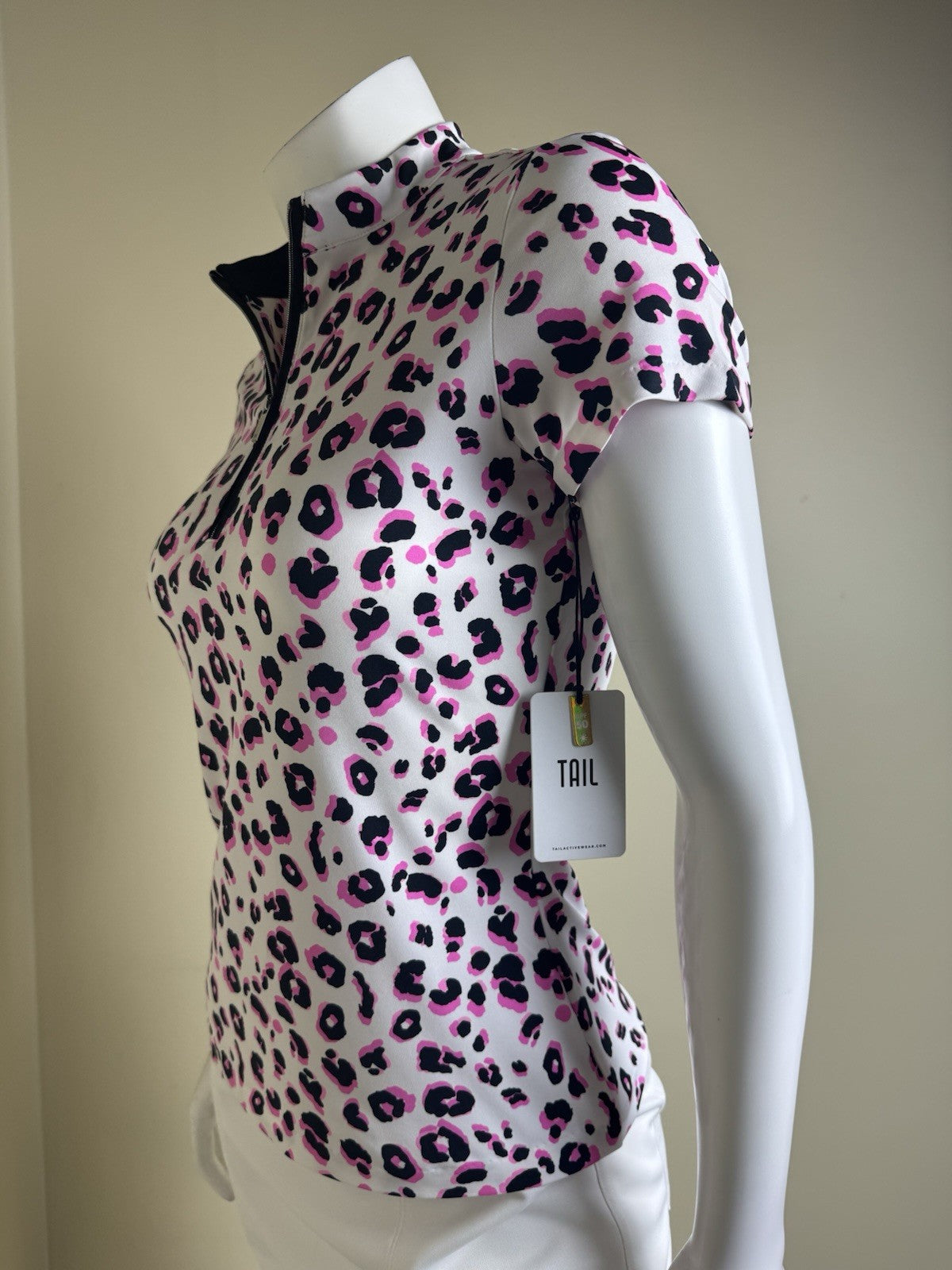 Tail Women's Golf Shirt Sleeveless Size XS    (B.157)