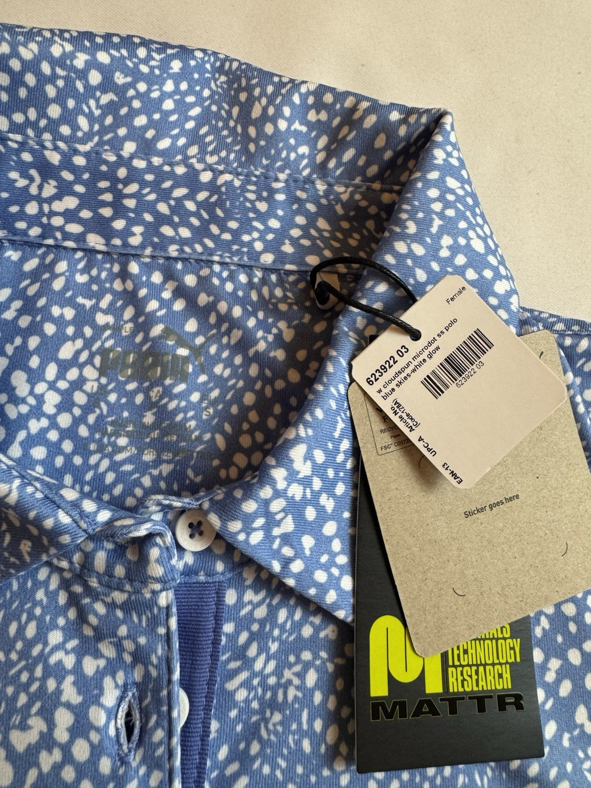 Puma Women’s Golf Shirt Sz S.   (B.165)