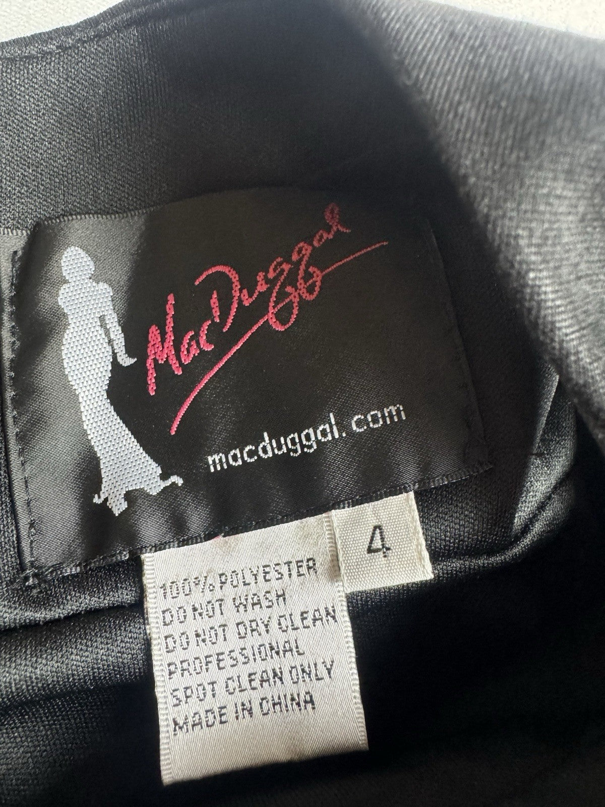 MAC DUGGAL Black Rhinestone Dress.Size 4.     (B.168)