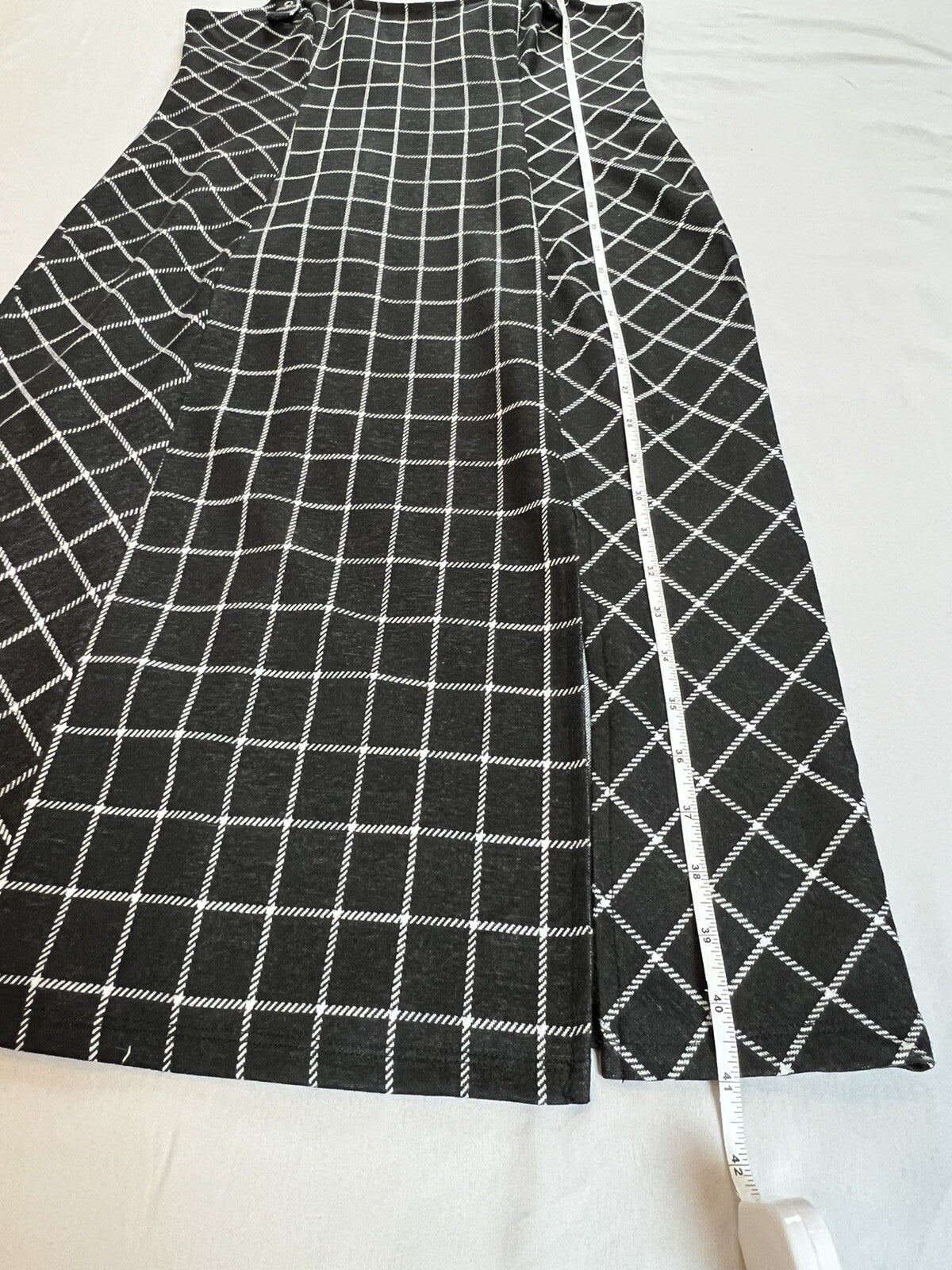 AUW Women’s Plaid Black White Dress Sz L