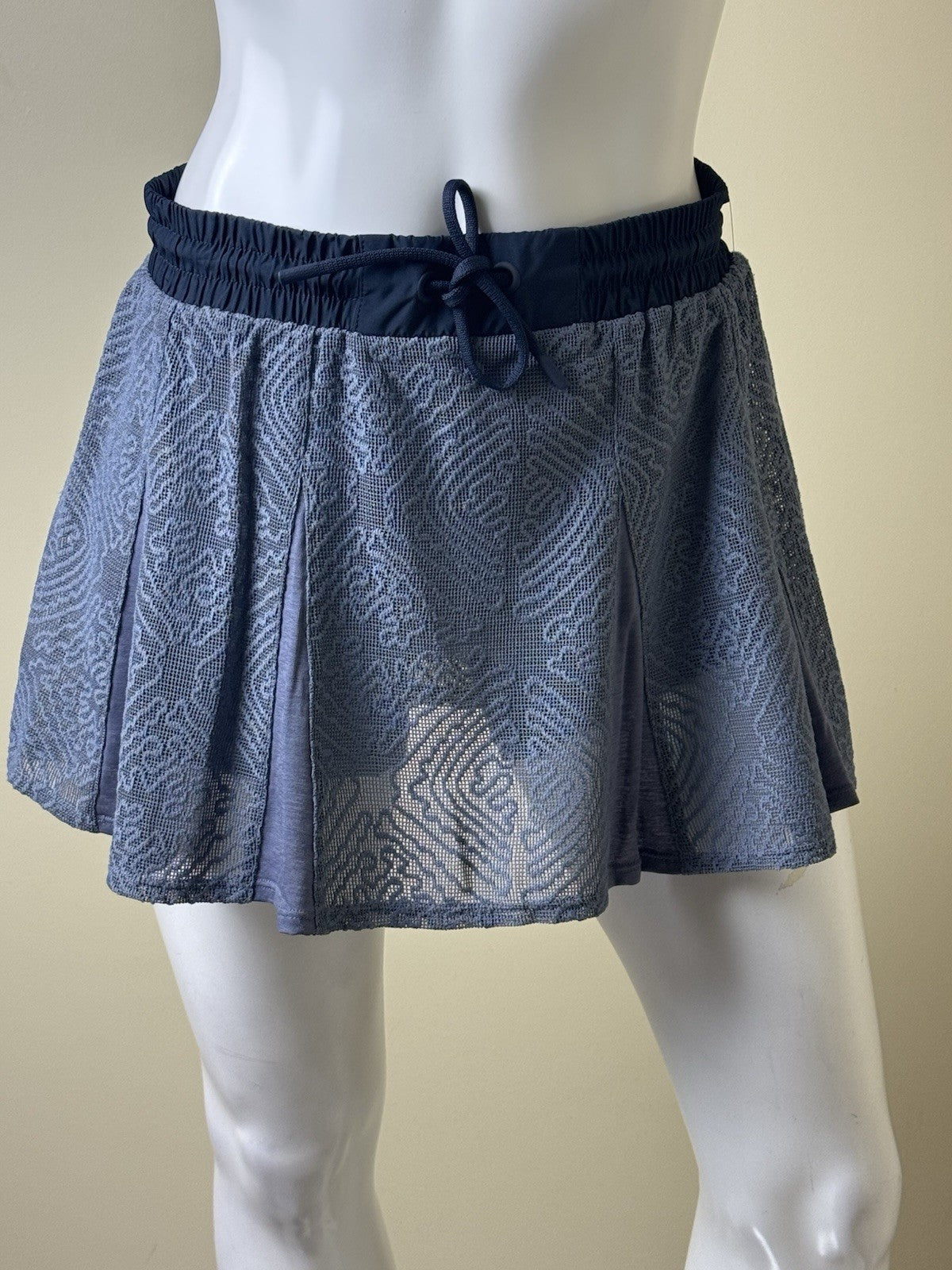 $98 Free People Women’s Skort Skirt Mini Lace Size M. (B.164)