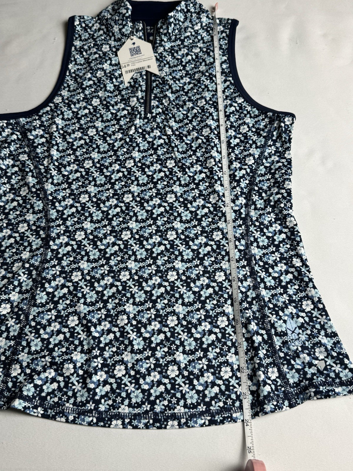 1764 Signature Women’s Polo Shirt Floral Sz S. (B.170)