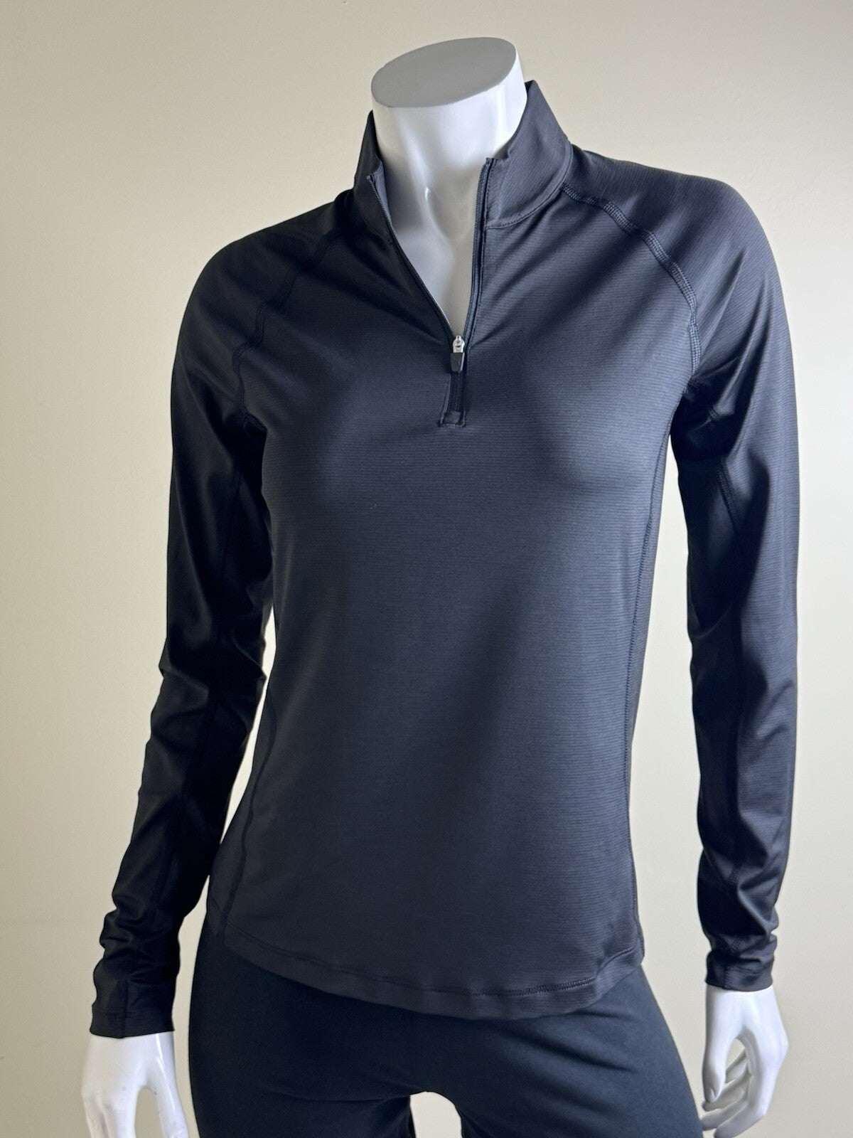 Puma Women's Golf Sweatshirt Size S    (B.122)