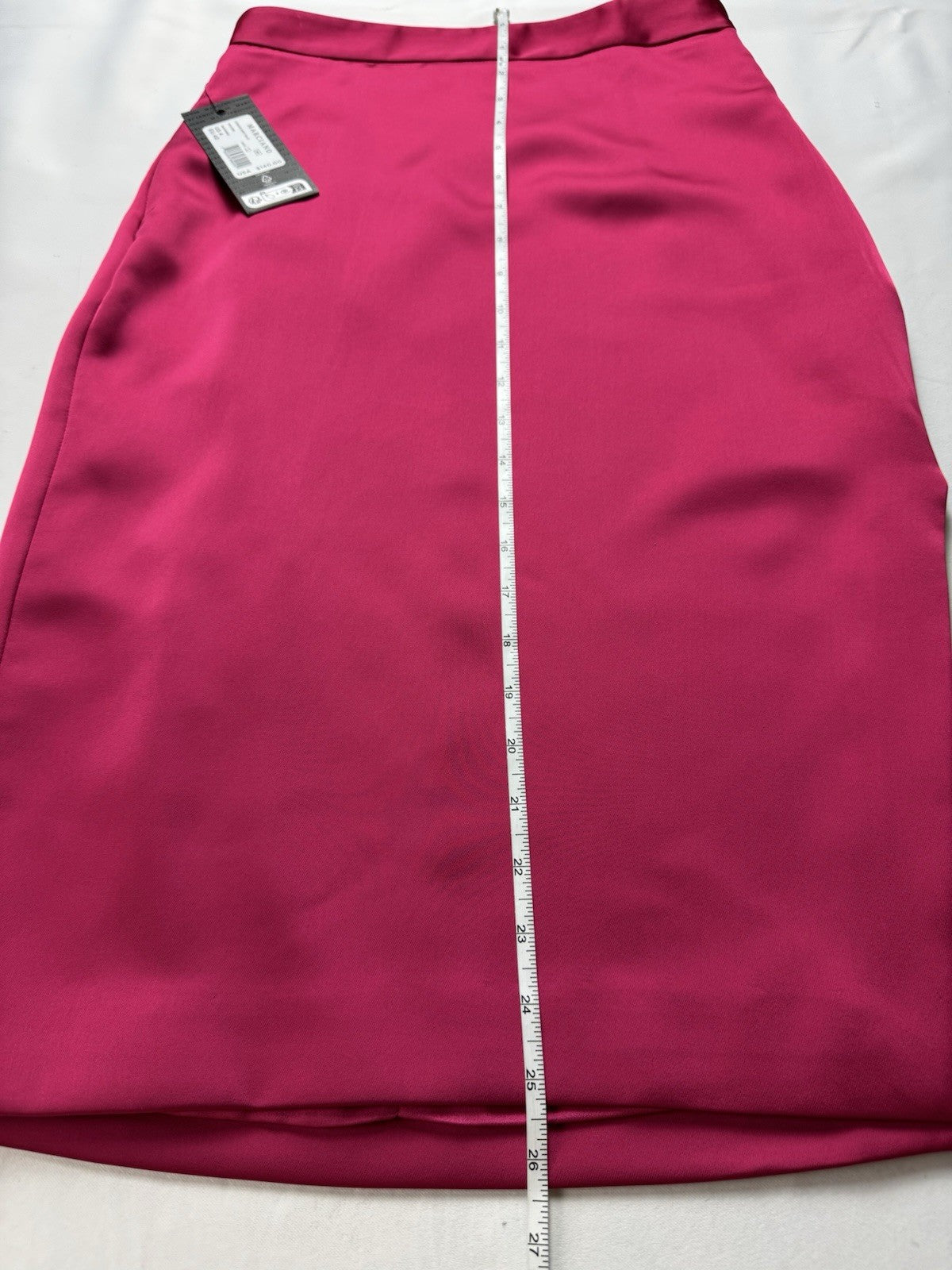 $140 Guess by Marciano Women’s Boldly Blooming Gathered Skirt Sz 4.      (B.156)