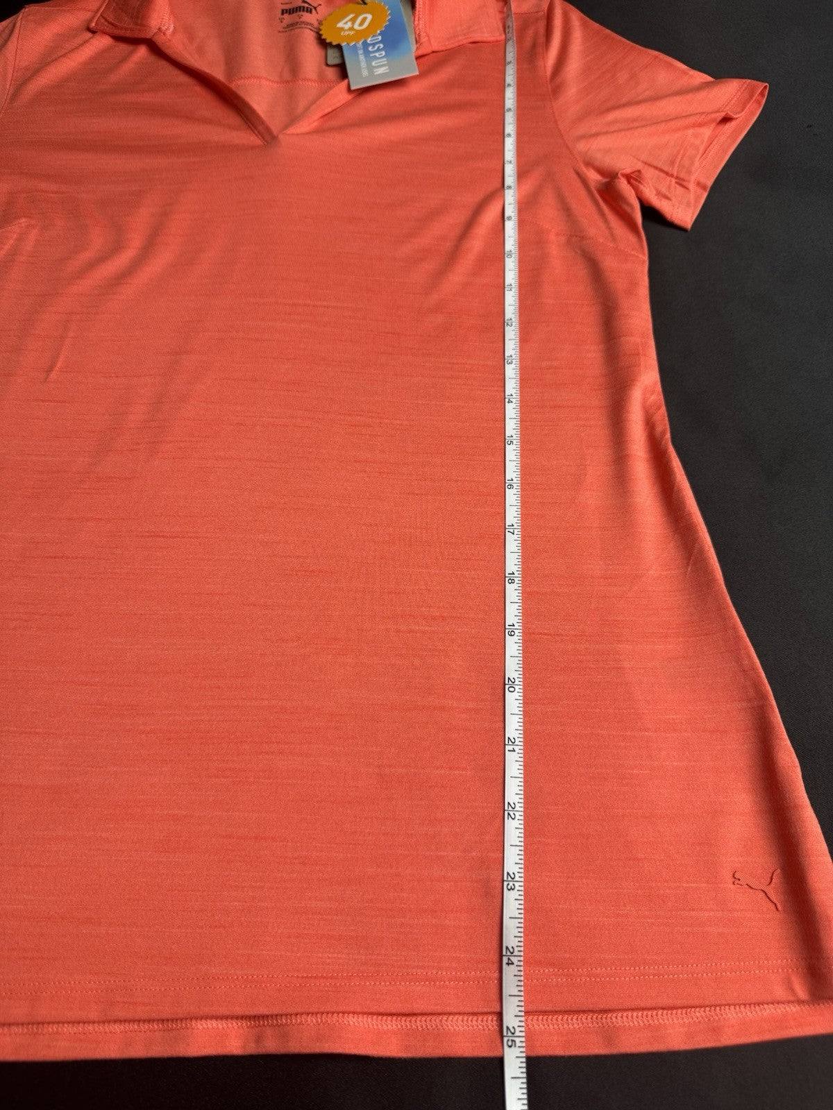 Puma Women’s Golf Shirt Sz S.   (B.172)