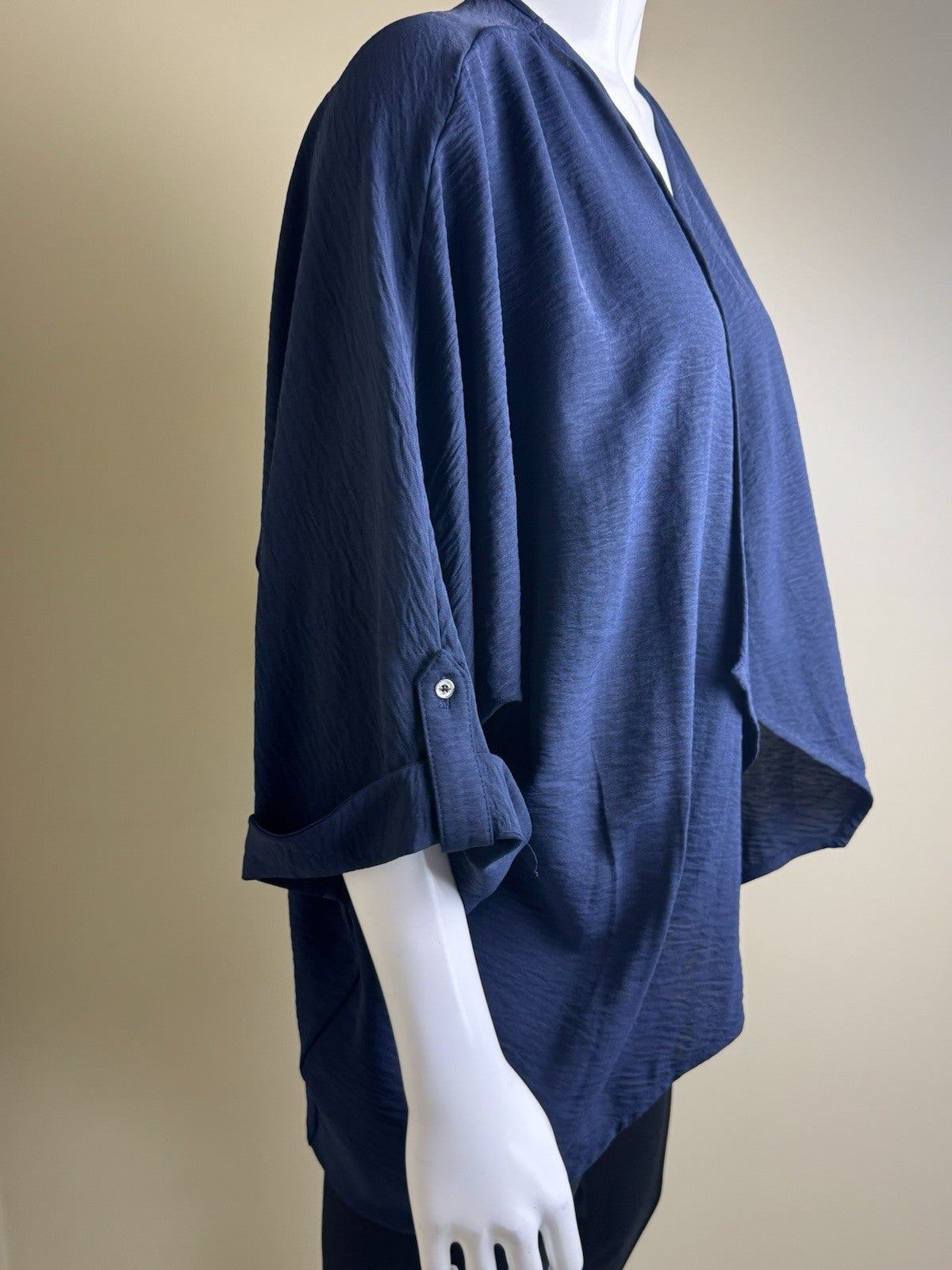 $109 Calvin Klein Women’s Navy Cardigan Sz S     (B.150)