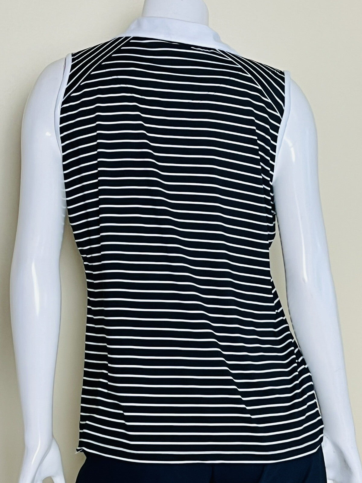 Sport Haley Women's Golf Shirt Black White Stripes Top Sz L (B.48)