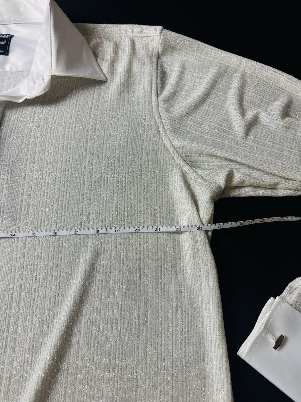 $249 Barabas Women’s Long Sleeves Cuffs Shirt Size 3XL.      (B.100)