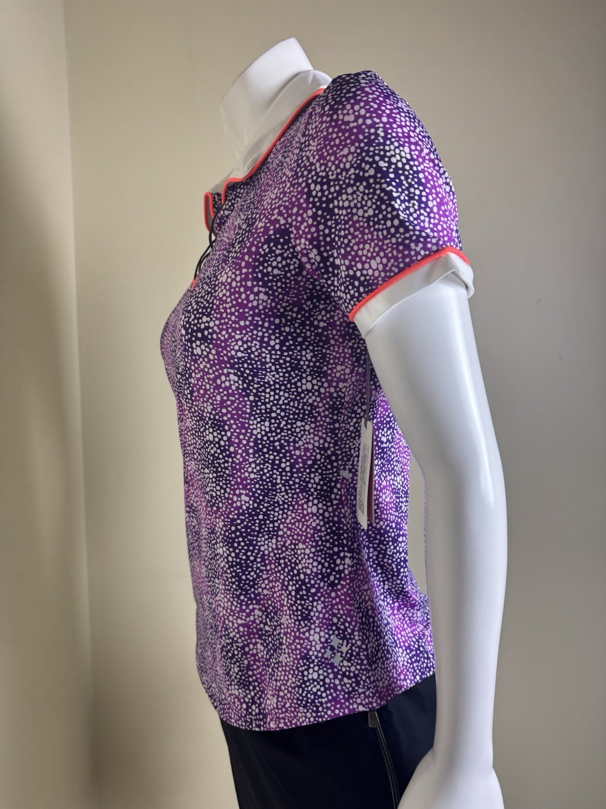 JOFIT Women’s Golf Shirt Size S      (B.160)