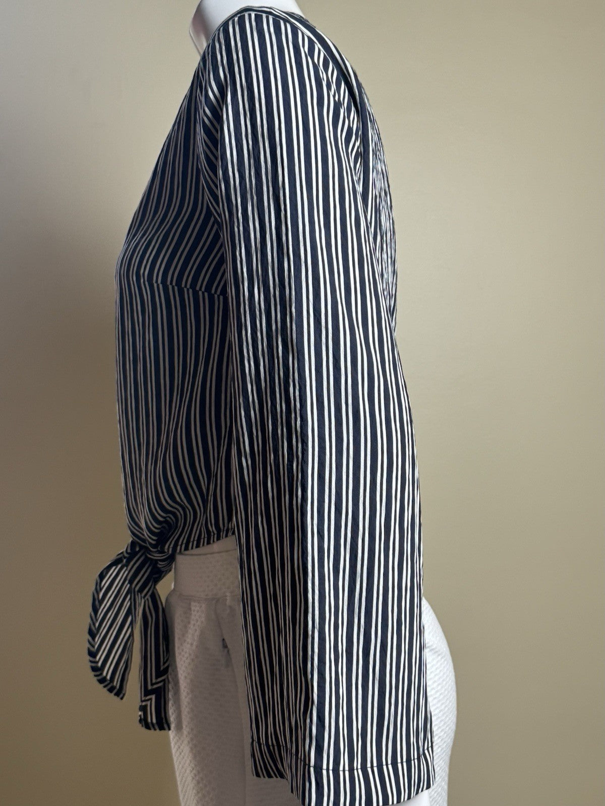 $110 Michael Kors Women’s Blouse Sz XS       (B.027)