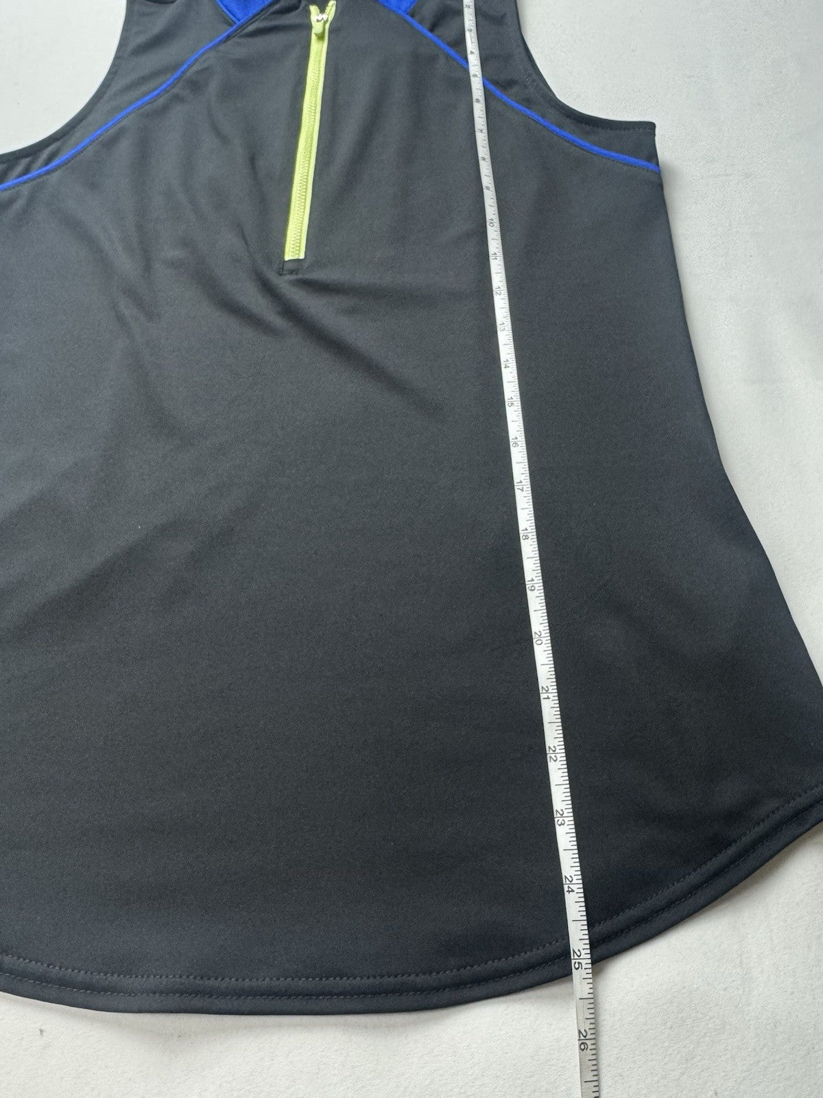 JOFIT Women’s Golf Shirt Size S      (B.160)