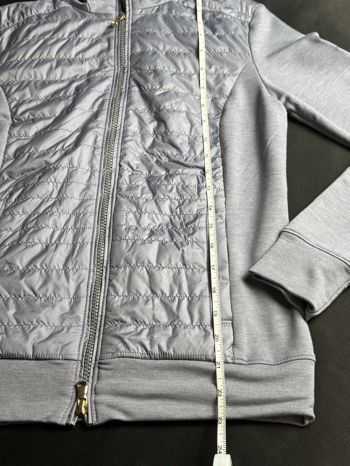 Fairway and Greene Women's Gray Full-Zip Jacket, Sz XS.      (B.150)