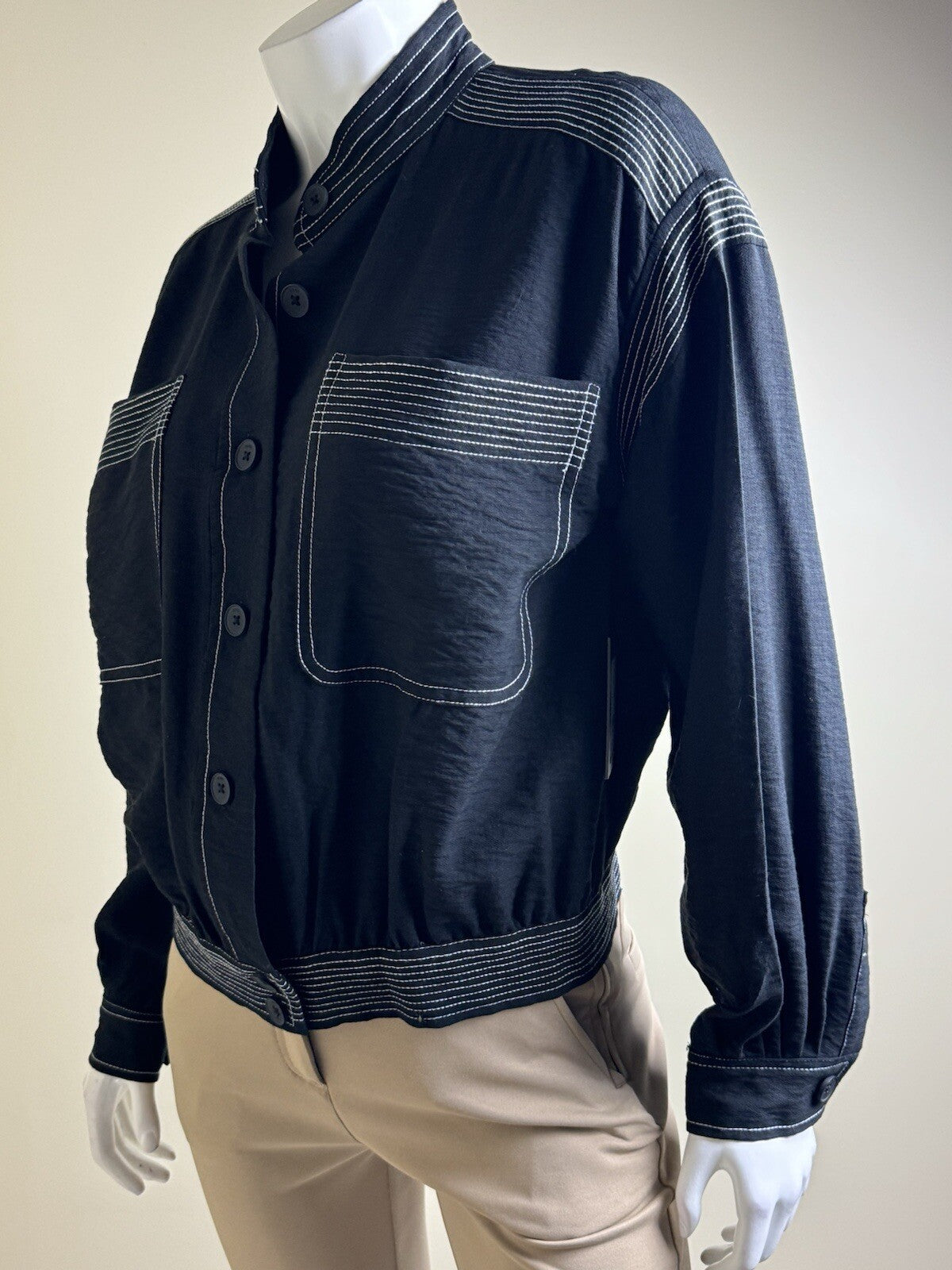 $139 DKNY Women's Contrast Stitch Banded Jacket Size XS  (B.116)