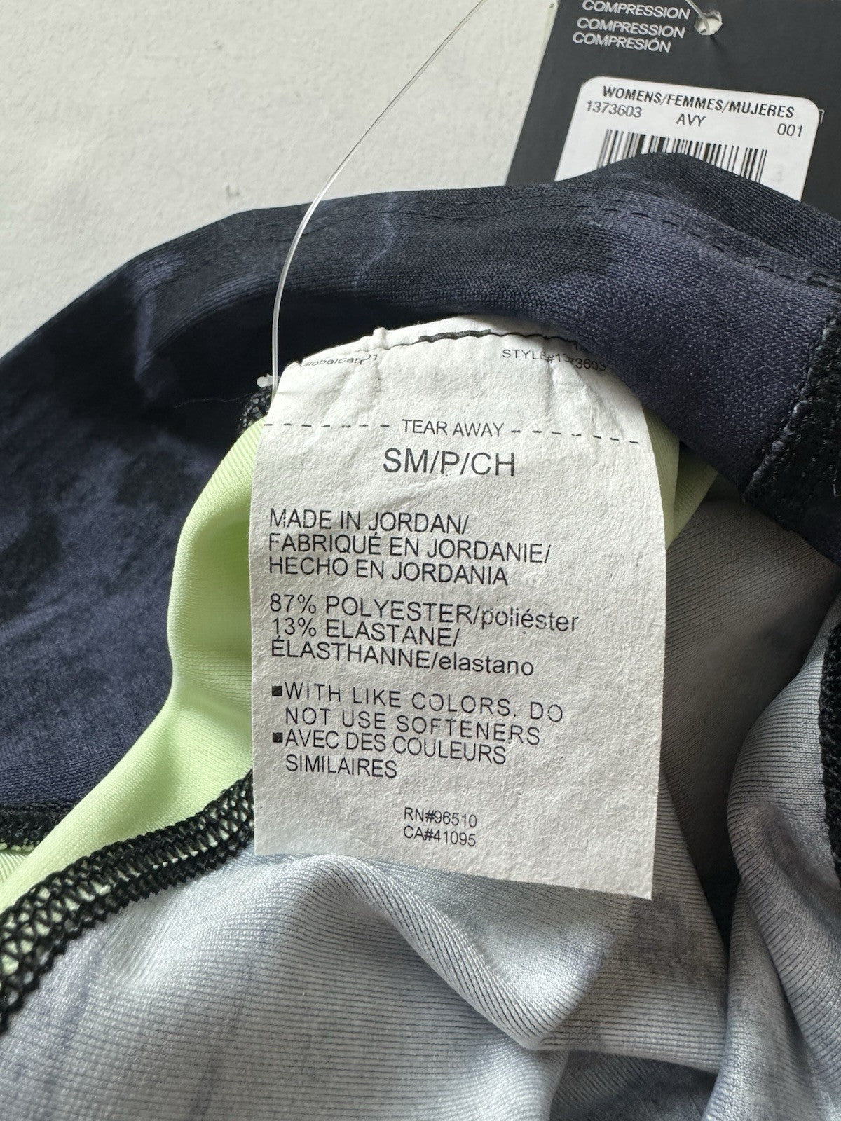 $85 Under Armour Women’s Leggings Size S   (B.163)