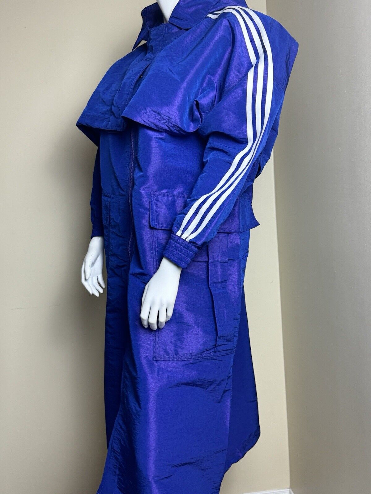 $200 Adidas Hooded Nylon Dress Windbreaker Womens Size S