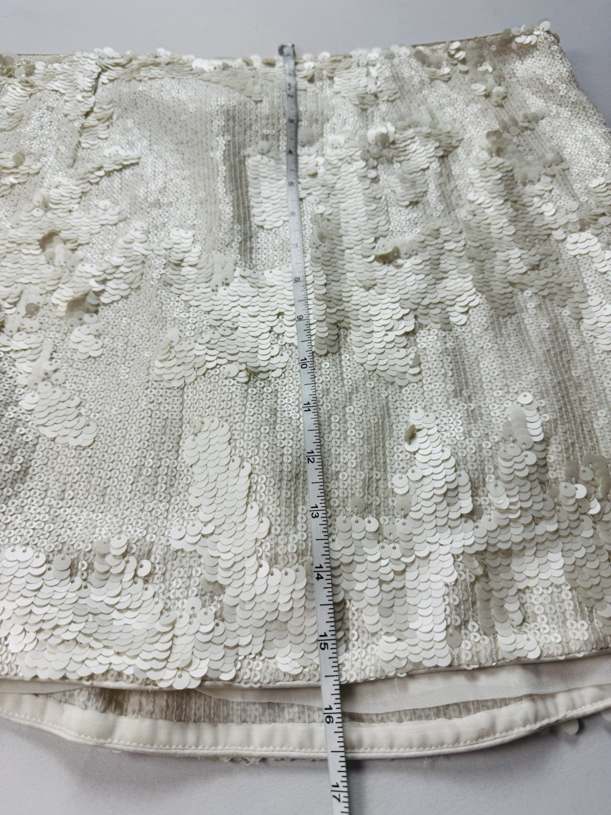 $228 Walter Baker Ashlee Skirt Vanilla Sequin Size 12  (B.152)