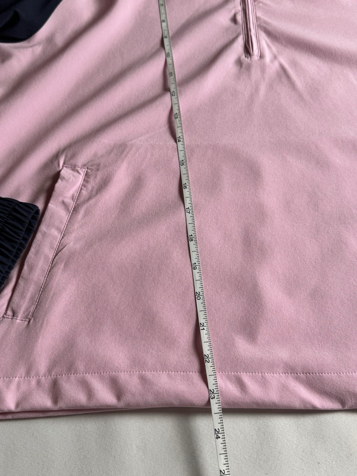 PUMA Women's Golf Sweatshirt Sz S.      (B.157/3)