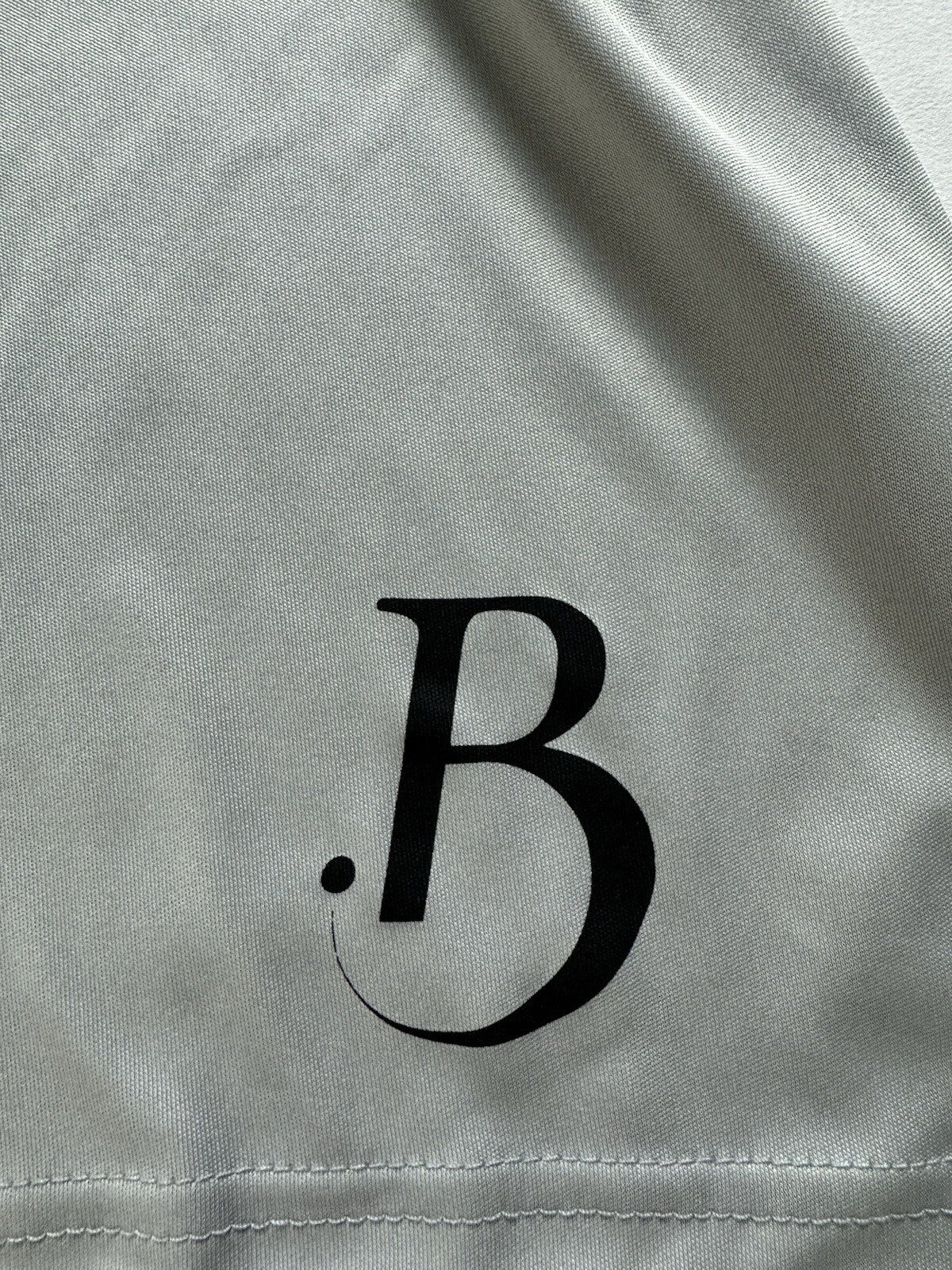 Paragon Women’s Gray Pullover Hoodie Sz S.  (B.98)