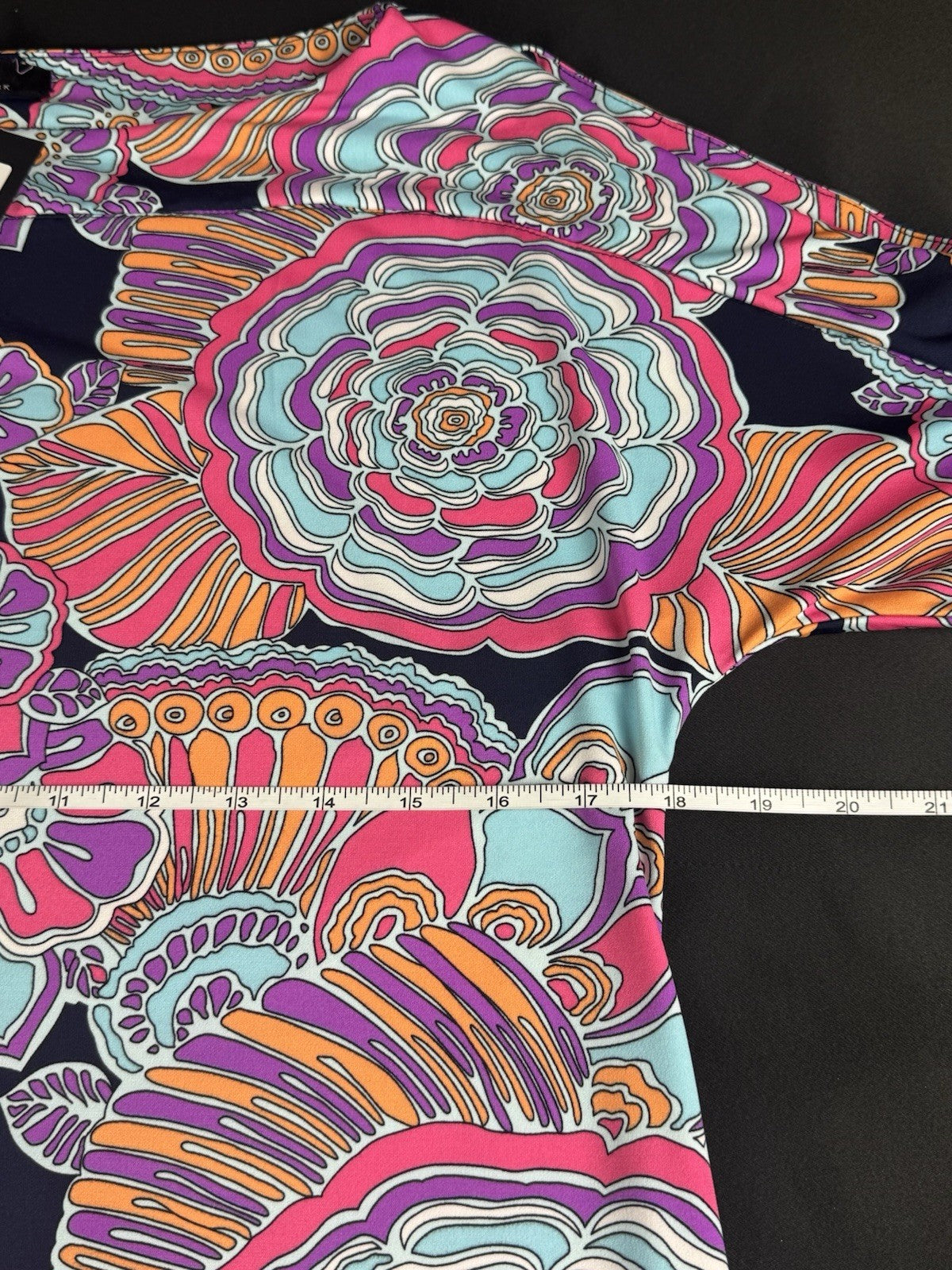 $178 TRINA TURK Multi Color Maxi Dress Sz M.  (B.082)