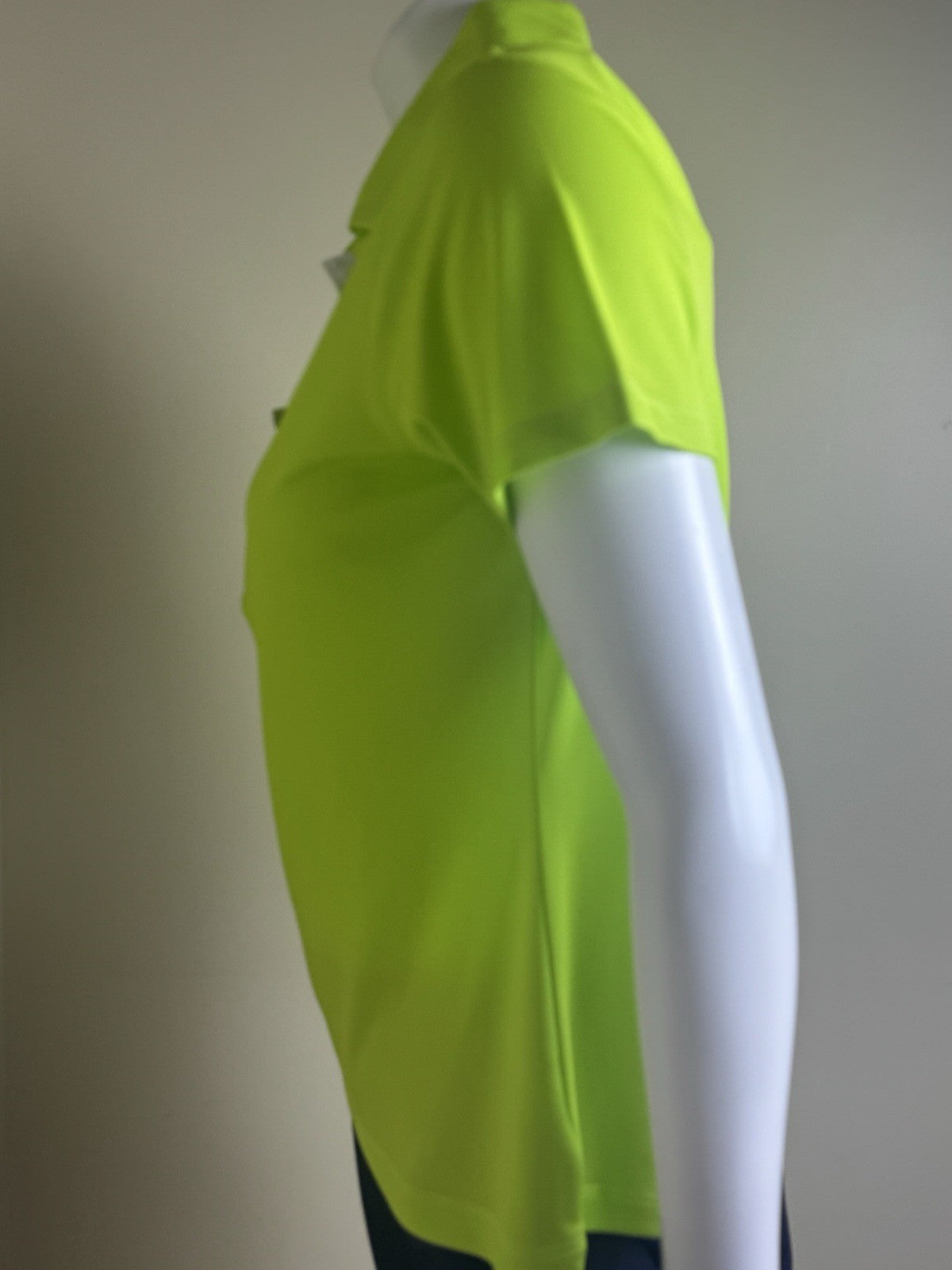 Cutter and Buck Women’s Polo Shirt Size M (B.156)