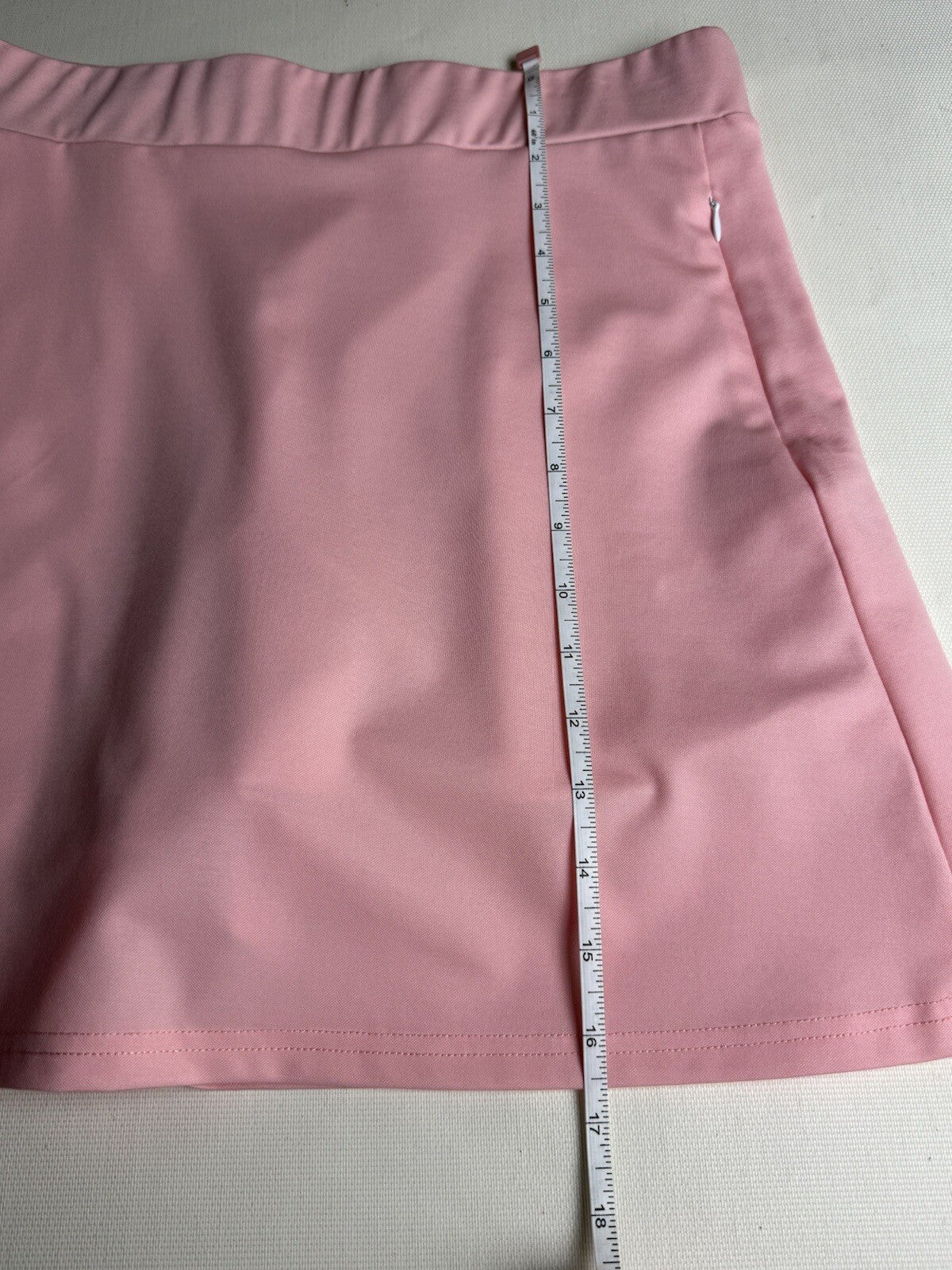 Smith & Quinn Athletic Skort Skirt Sz M. (B.75)