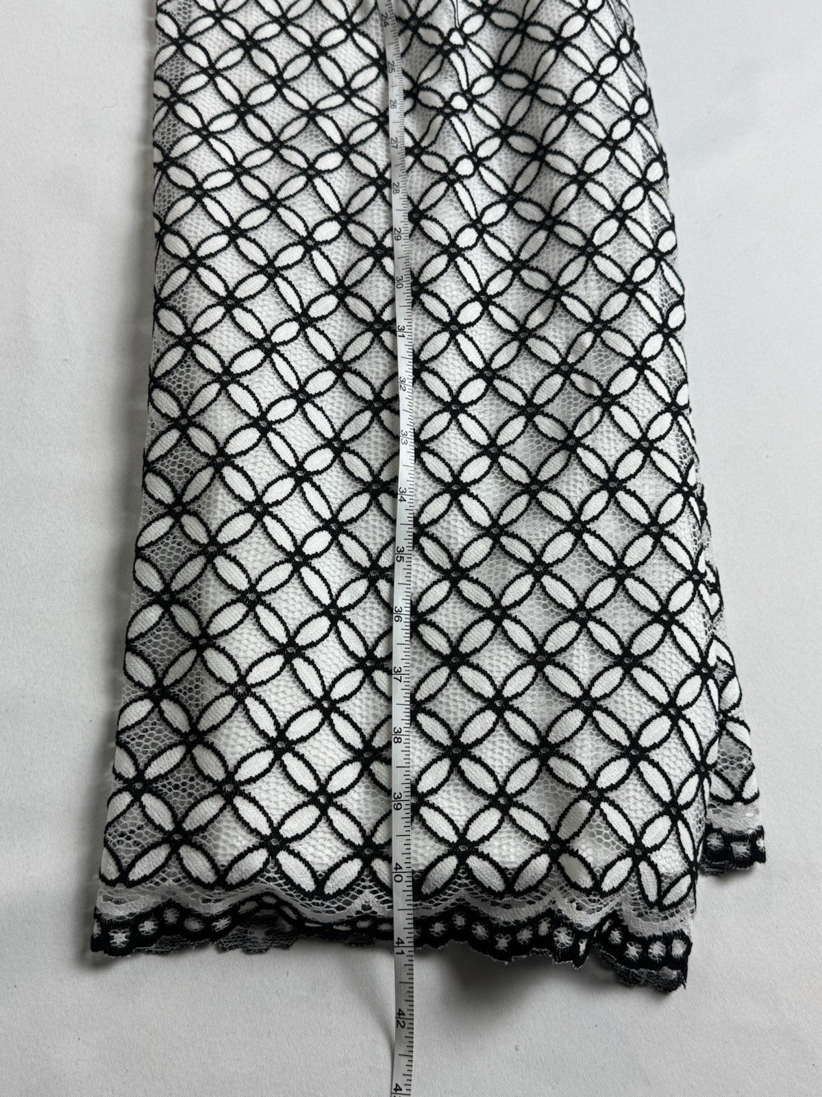 Luxology Women’s Embroidery Dress Size 0  (B.05)