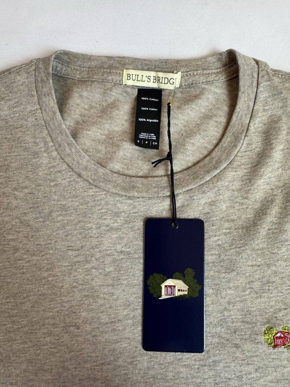 Bull’s Bridge Women’s T-Shirt Short Sleeve Sz S.      (B.167)