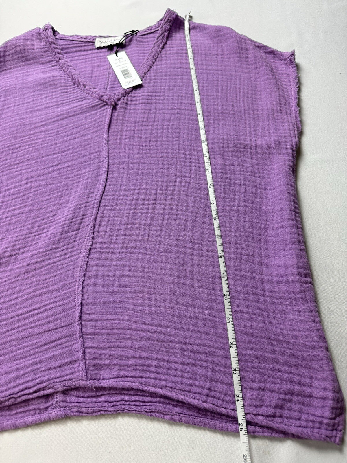 $88 Michael Stars Women’s V Neck Purple Top Sz S.  (B.102)
