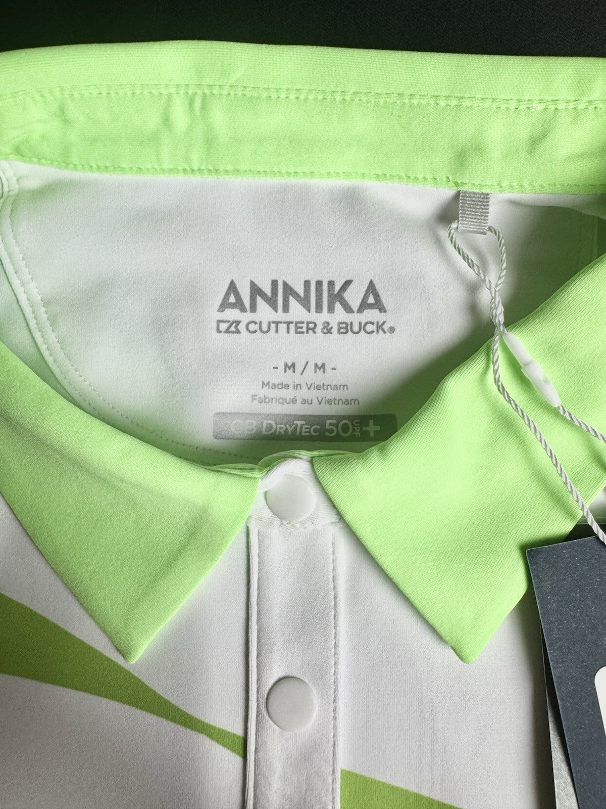Annika Cutter and Buck Women’s Polo Shirt Size M      (B.172)