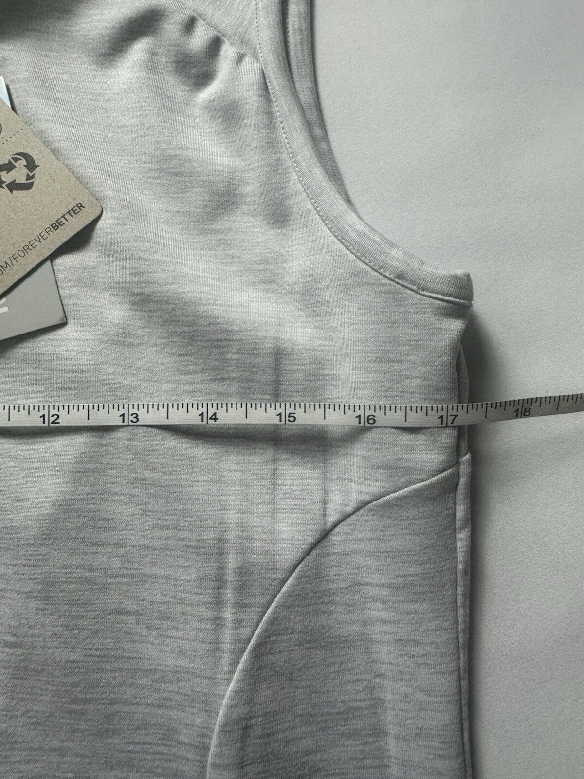 Puma Women’s Golf Grey VEST Sz S.    (B.102/2)