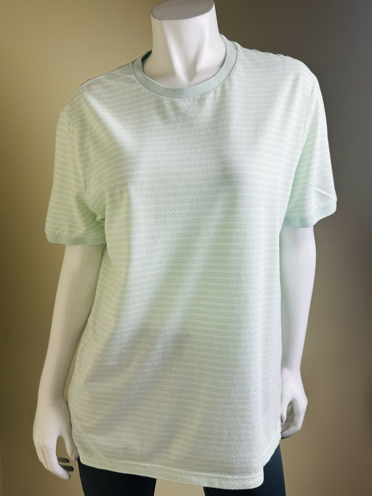 $89. Michael Kors Women’s Mint Green Shirt Sz M.  (B.112)