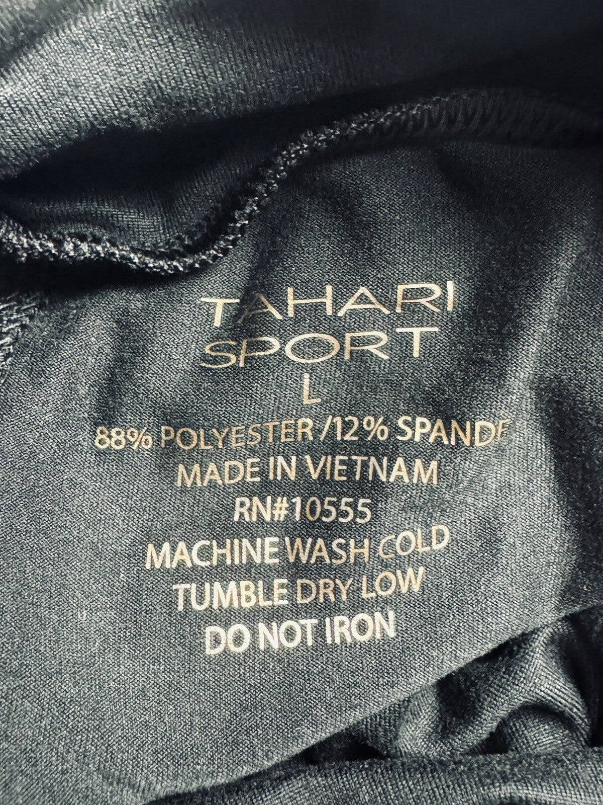 Tahari Sport Women’s top long sleeves open Shoulder Black Sz L (76)