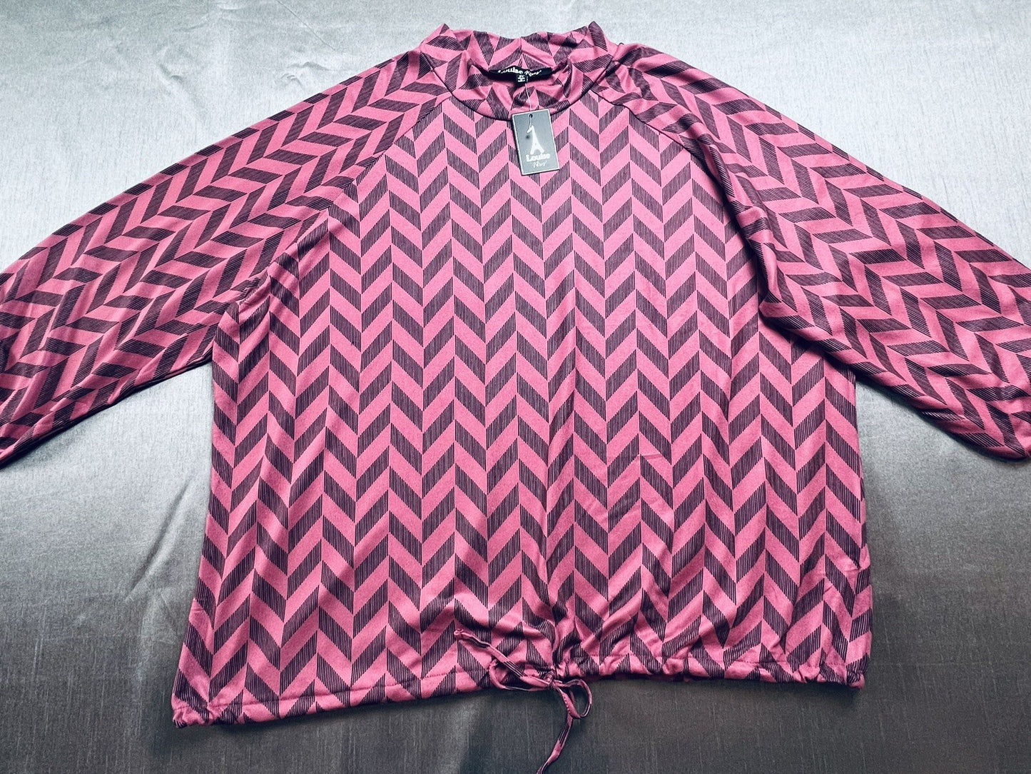 Louise Paris Women’s Blouse Pink with Navy Size 3X Top