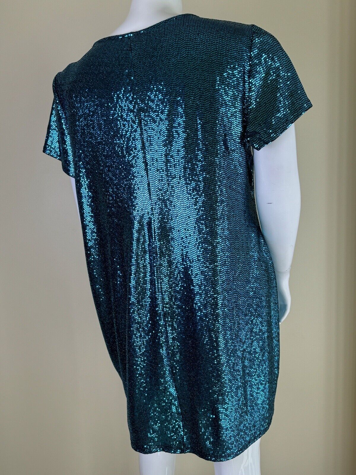 Bebe Women's Sequined Aqua Blue Dress Sz 2X. (51)