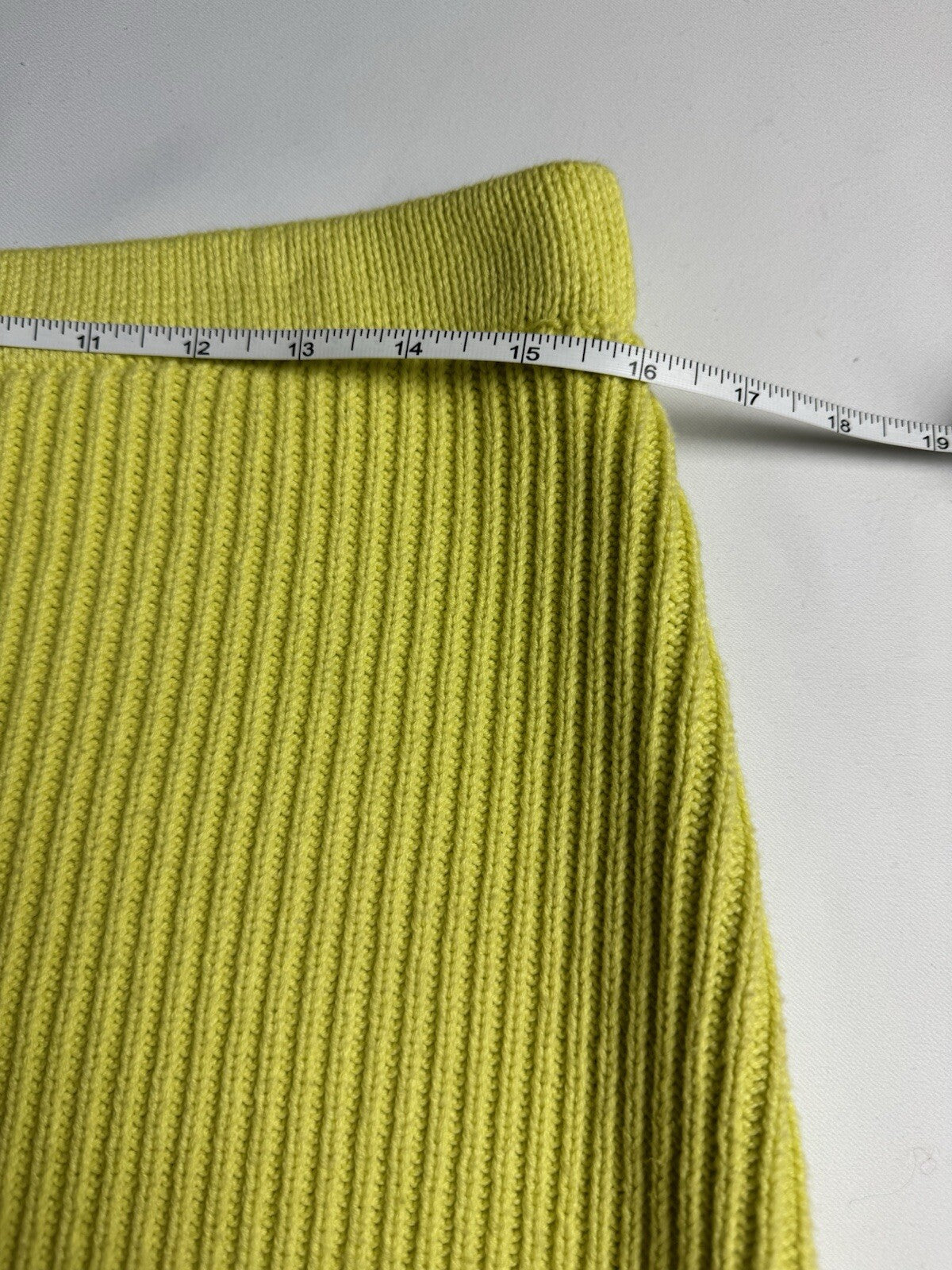 House of Harlow Women’s Knit Midi Skirt Sz L. (B.105)