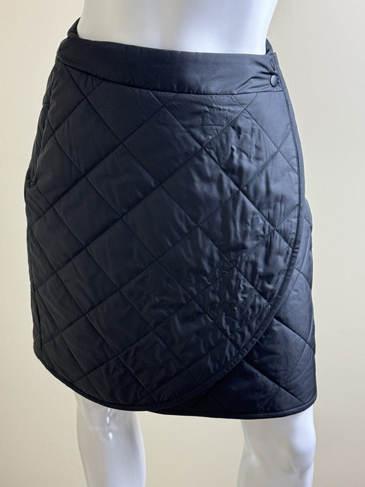 Puma Women’s Quilted Black Skirt Sz S.  (B.52/3)
