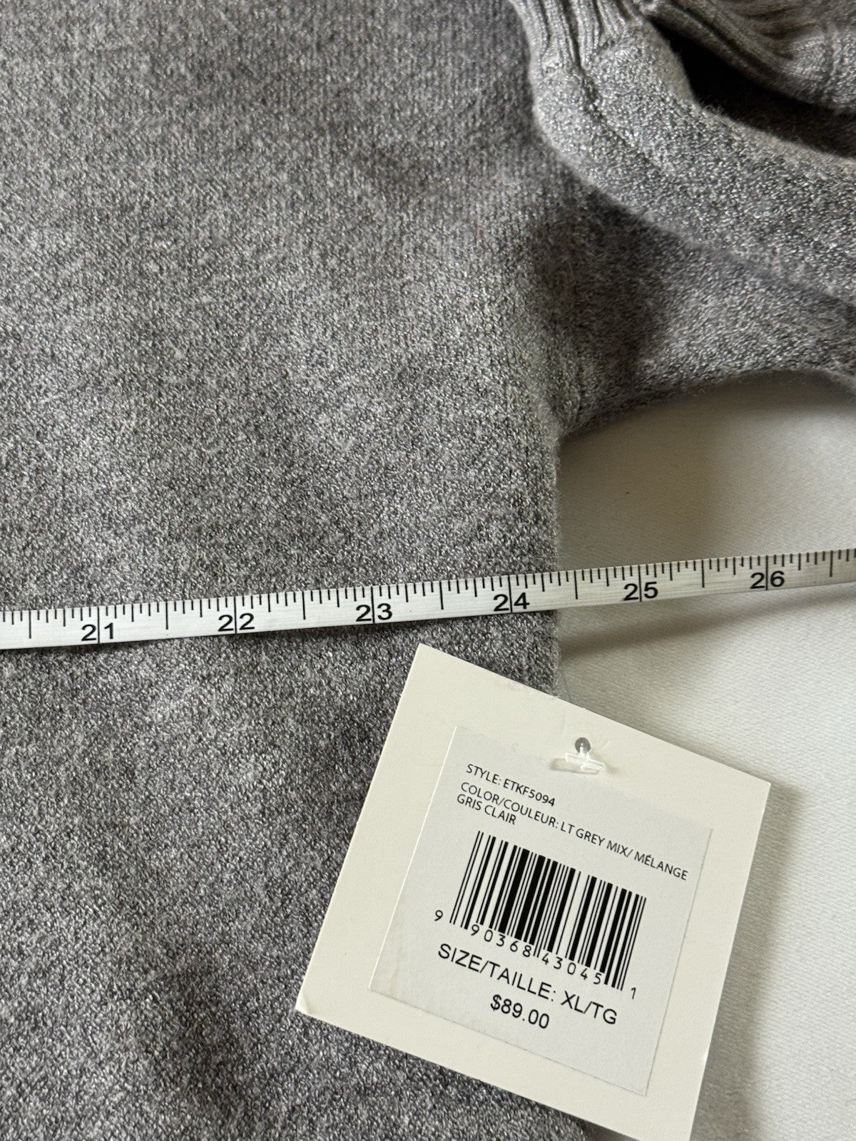 $89 ELLEN TRACY Women’s Dragon Flies Print Sweater Size XL.     (B.191)