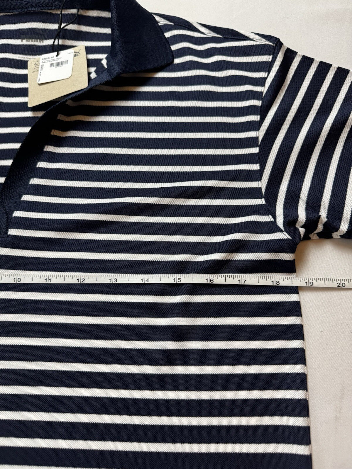 Puma Women’s Golf Shirt Sz S.   (B.113/5)