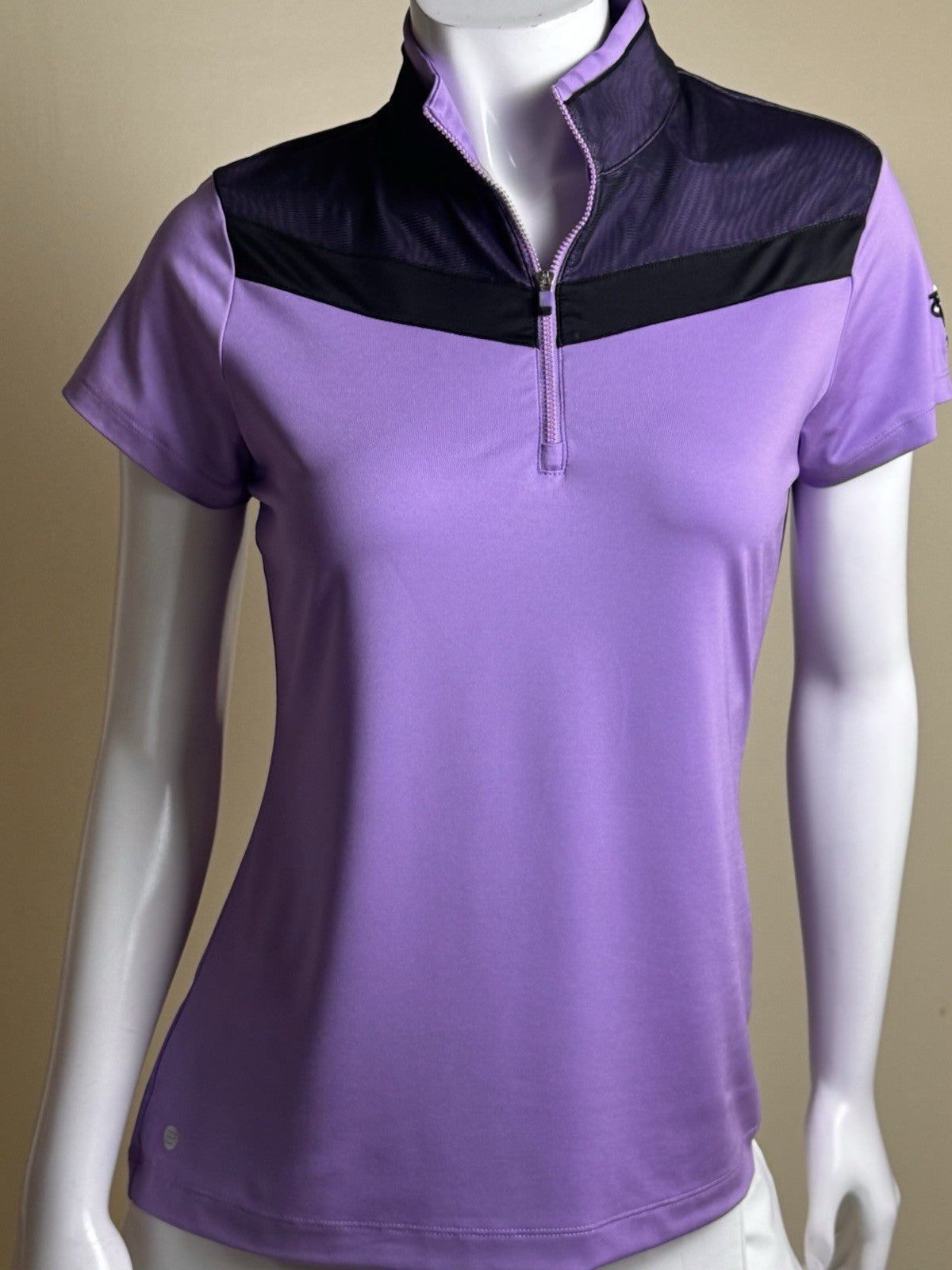 EP New York Women’s Golf Shirt Sz M.    (B.180)